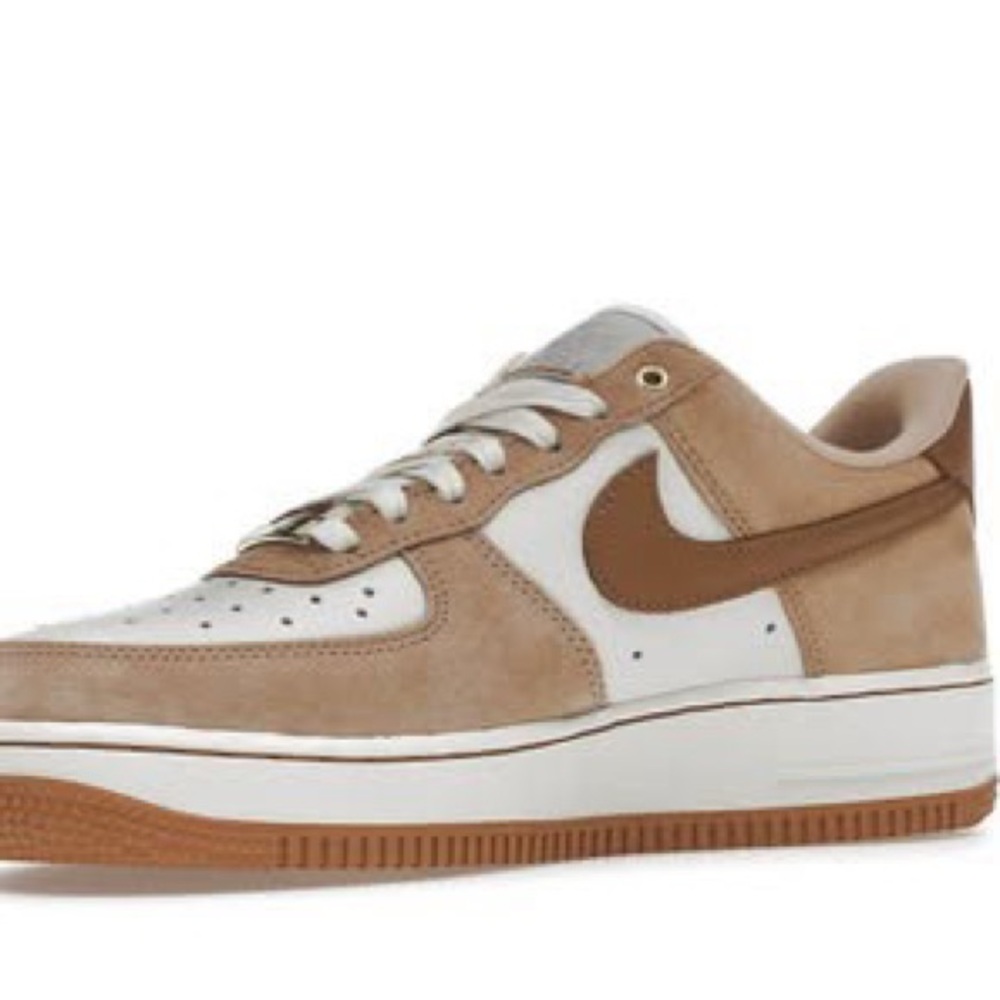 Nike Air Force 1 Low LXX
Vachetta Tan Flax (Women's)
New. Size 8